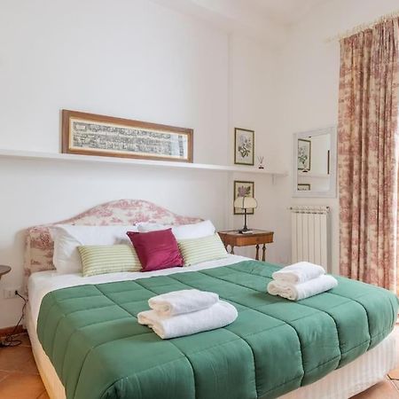Colosseum Charming Apartment Roma Exterior foto