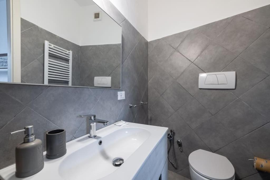 Colosseum Charming Apartment Roma Exterior foto